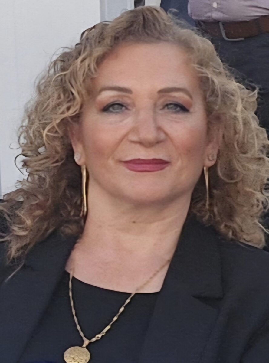 Hülya Tavil